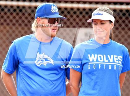 Thumbnail 3 in Basic vs Sierra Vista (NIAA 4A State Final Game 1) photogallery.