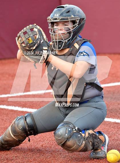 Thumbnail 2 in Basic vs Sierra Vista (NIAA 4A State Final Game 1) photogallery.