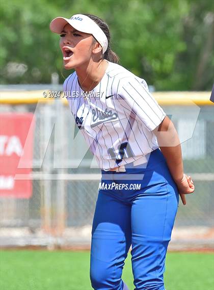Thumbnail 1 in Basic vs Sierra Vista (NIAA 4A State Final Game 1) photogallery.
