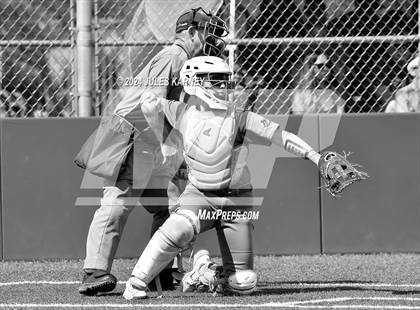Thumbnail 3 in Basic vs Sierra Vista (NIAA 4A State Final Game 1) photogallery.