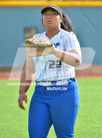 Thumbnail 1 in Basic vs Sierra Vista (NIAA 4A State Final Game 1) photogallery.