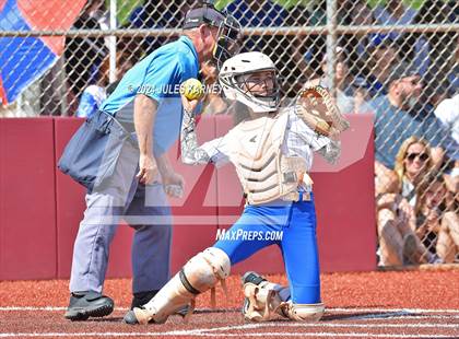 Thumbnail 3 in Basic vs Sierra Vista (NIAA 4A State Final Game 1) photogallery.