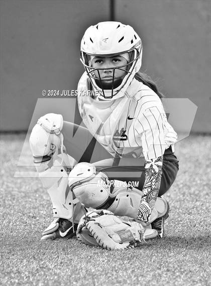 Thumbnail 2 in Basic vs Sierra Vista (NIAA 4A State Final Game 1) photogallery.