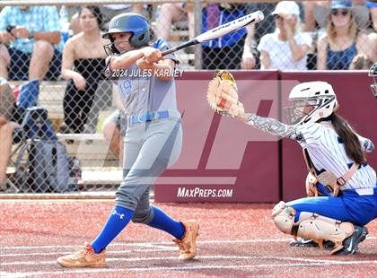 Thumbnail 3 in Basic vs Sierra Vista (NIAA 4A State Final Game 1) photogallery.