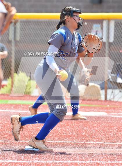 Thumbnail 3 in Basic vs Sierra Vista (NIAA 4A State Final Game 1) photogallery.