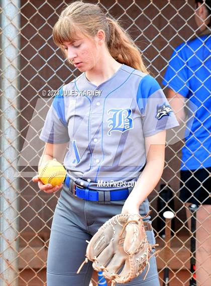 Thumbnail 2 in Basic vs Sierra Vista (NIAA 4A State Final Game 1) photogallery.