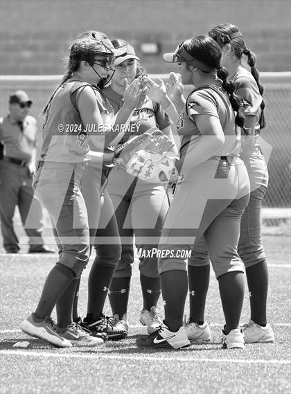 Thumbnail 1 in Basic vs Sierra Vista (NIAA 4A State Final Game 1) photogallery.