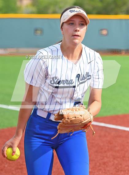 Thumbnail 1 in Basic vs Sierra Vista (NIAA 4A State Final Game 1) photogallery.