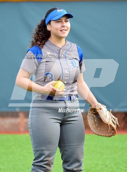 Thumbnail 2 in Basic vs Sierra Vista (NIAA 4A State Final Game 1) photogallery.