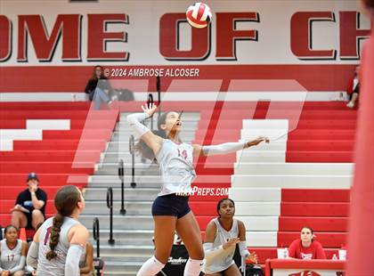 Thumbnail 2 in Tompkins vs. Foster (KISD/CFISD Tournament) photogallery.