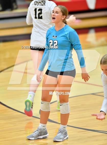 Thumbnail 1 in Tompkins vs. Foster (KISD/CFISD Tournament) photogallery.