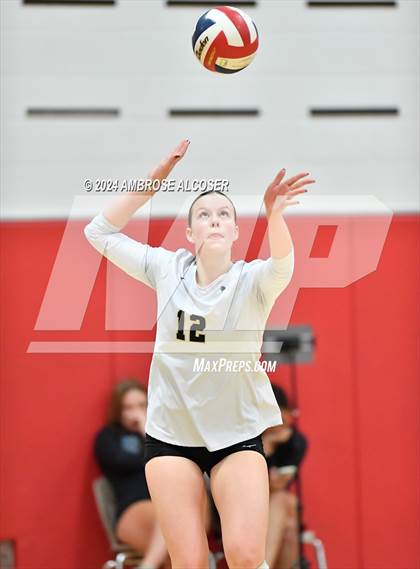 Thumbnail 1 in Tompkins vs. Foster (KISD/CFISD Tournament) photogallery.