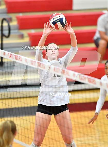 Thumbnail 1 in Tompkins vs. Foster (KISD/CFISD Tournament) photogallery.