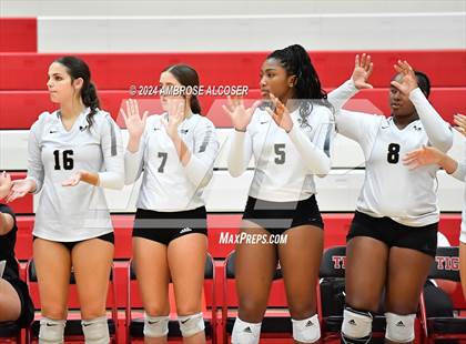 Thumbnail 2 in Tompkins vs. Foster (KISD/CFISD Tournament) photogallery.