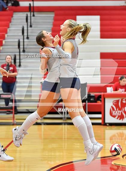 Thumbnail 1 in Tompkins vs. Foster (KISD/CFISD Tournament) photogallery.
