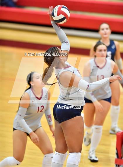 Thumbnail 2 in Tompkins vs. Foster (KISD/CFISD Tournament) photogallery.