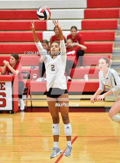 Thumbnail 1 in Tompkins vs. Foster (KISD/CFISD Tournament) photogallery.