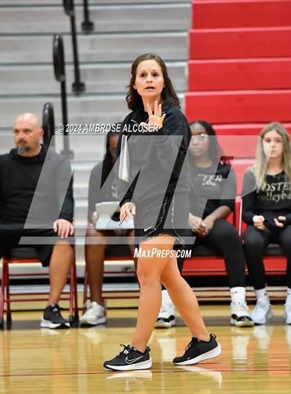 Thumbnail 2 in Tompkins vs. Foster (KISD/CFISD Tournament) photogallery.