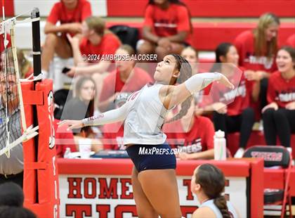 Thumbnail 3 in Tompkins vs. Foster (KISD/CFISD Tournament) photogallery.