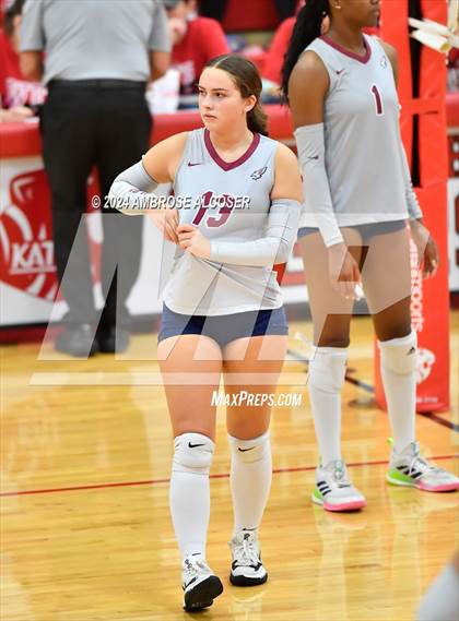 Thumbnail 2 in Tompkins vs. Foster (KISD/CFISD Tournament) photogallery.