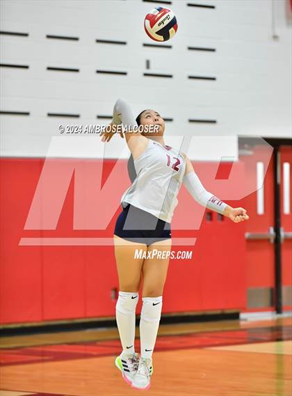Thumbnail 1 in Tompkins vs. Foster (KISD/CFISD Tournament) photogallery.