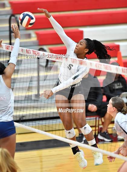 Thumbnail 3 in Tompkins vs. Foster (KISD/CFISD Tournament) photogallery.