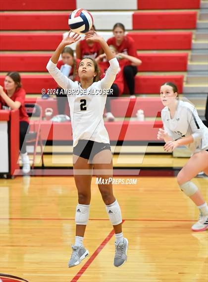 Thumbnail 3 in Tompkins vs. Foster (KISD/CFISD Tournament) photogallery.