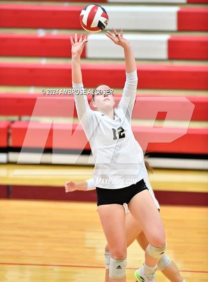 Thumbnail 1 in Tompkins vs. Foster (KISD/CFISD Tournament) photogallery.
