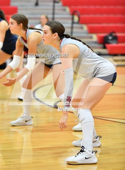 Thumbnail 1 in Tompkins vs. Foster (KISD/CFISD Tournament) photogallery.