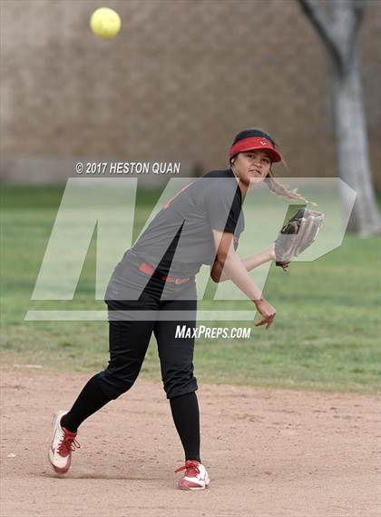 Thumbnail 1 in Mater Dei Catholic vs. Mission Viejo (Michelle Carew Classic) photogallery.