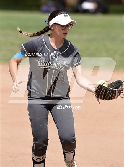 Thumbnail 2 in Mater Dei Catholic vs. Mission Viejo (Michelle Carew Classic) photogallery.