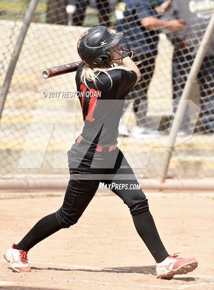 Thumbnail 2 in Mater Dei Catholic vs. Mission Viejo (Michelle Carew Classic) photogallery.