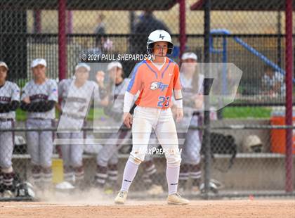 Thumbnail 1 in Horizon vs. Legend (CHSAA 5A State Semifinal Game) photogallery.