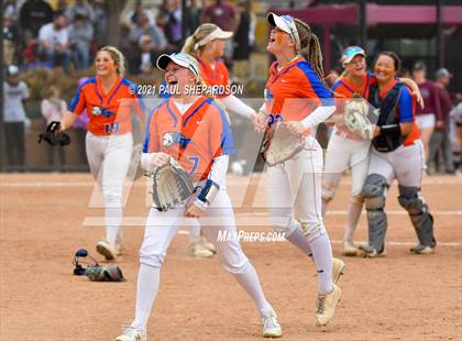 Thumbnail 2 in Horizon vs. Legend (CHSAA 5A State Semifinal Game) photogallery.