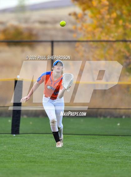 Thumbnail 2 in Horizon vs. Legend (CHSAA 5A State Semifinal Game) photogallery.