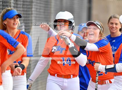Thumbnail 2 in Horizon vs. Legend (CHSAA 5A State Semifinal Game) photogallery.