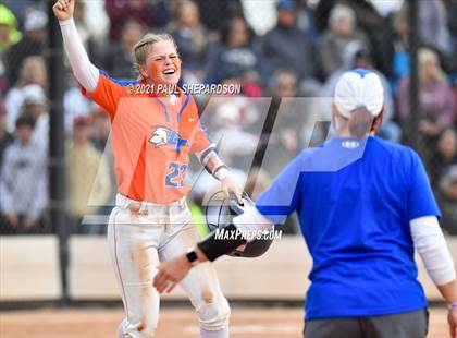 Thumbnail 1 in Horizon vs. Legend (CHSAA 5A State Semifinal Game) photogallery.