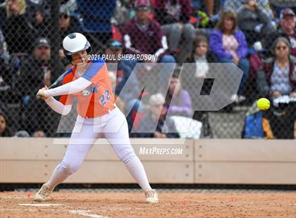 Thumbnail 1 in Horizon vs. Legend (CHSAA 5A State Semifinal Game) photogallery.