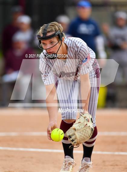 Thumbnail 2 in Horizon vs. Legend (CHSAA 5A State Semifinal Game) photogallery.