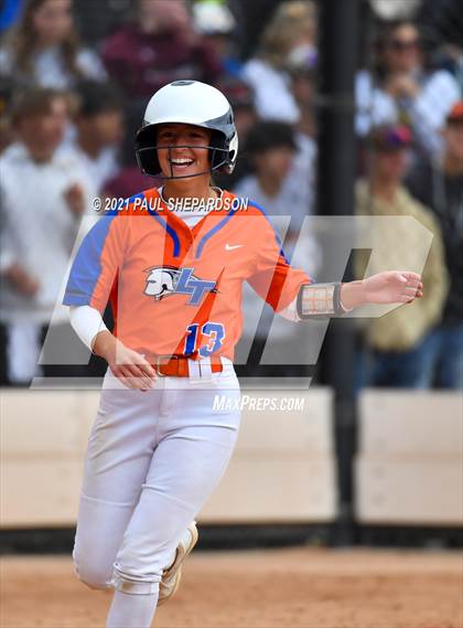 Thumbnail 1 in Horizon vs. Legend (CHSAA 5A State Semifinal Game) photogallery.