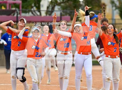 Thumbnail 3 in Horizon vs. Legend (CHSAA 5A State Semifinal Game) photogallery.