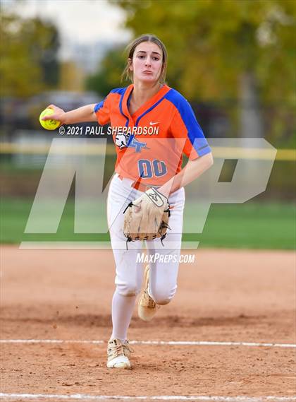Thumbnail 1 in Horizon vs. Legend (CHSAA 5A State Semifinal Game) photogallery.