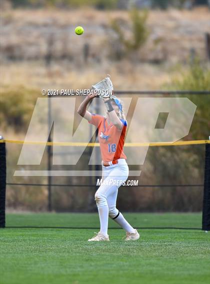 Thumbnail 3 in Horizon vs. Legend (CHSAA 5A State Semifinal Game) photogallery.