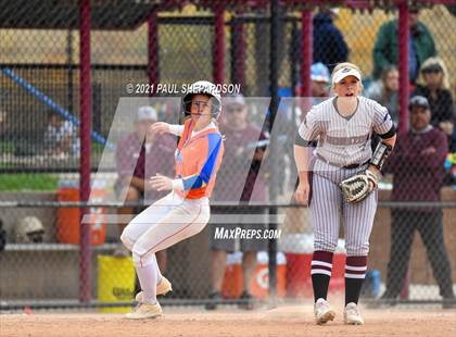 Thumbnail 3 in Horizon vs. Legend (CHSAA 5A State Semifinal Game) photogallery.