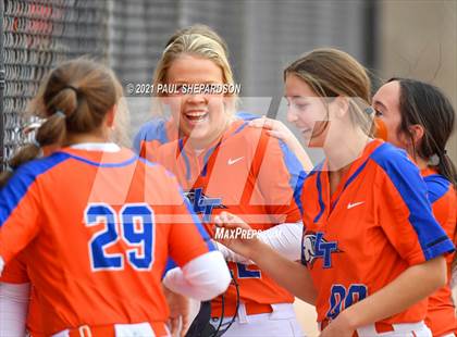 Thumbnail 3 in Horizon vs. Legend (CHSAA 5A State Semifinal Game) photogallery.