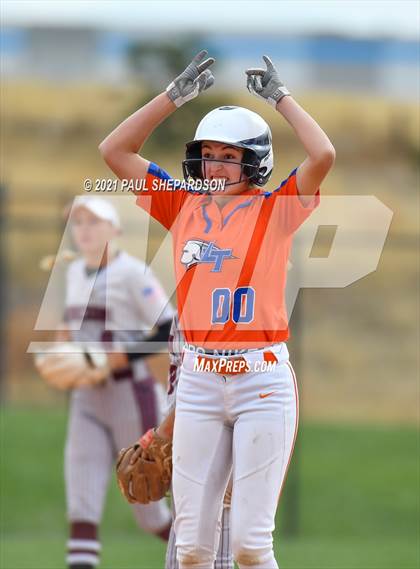 Thumbnail 3 in Horizon vs. Legend (CHSAA 5A State Semifinal Game) photogallery.