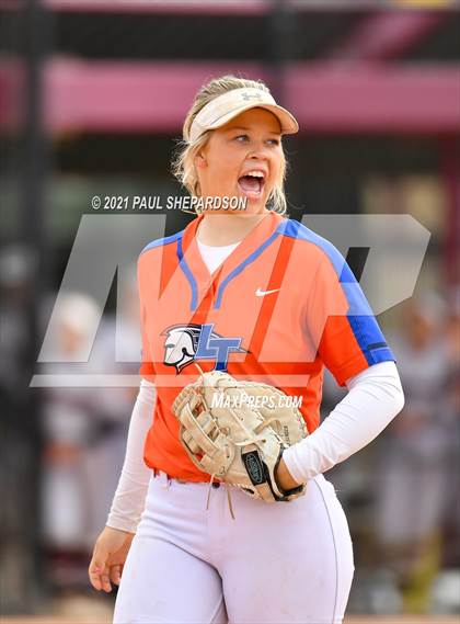Thumbnail 3 in Horizon vs. Legend (CHSAA 5A State Semifinal Game) photogallery.
