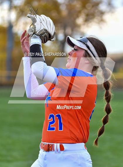 Thumbnail 2 in Horizon vs. Legend (CHSAA 5A State Semifinal Game) photogallery.