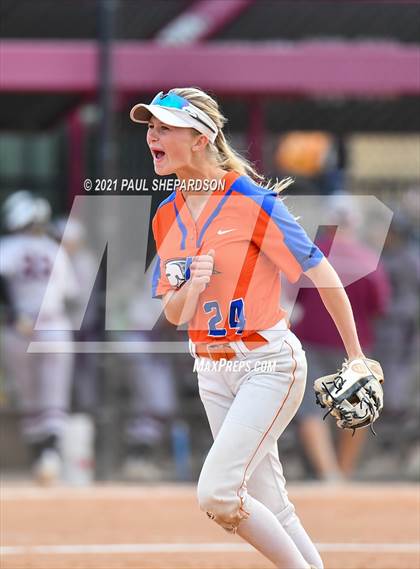 Thumbnail 3 in Horizon vs. Legend (CHSAA 5A State Semifinal Game) photogallery.