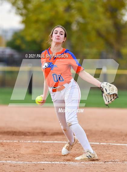 Thumbnail 3 in Horizon vs. Legend (CHSAA 5A State Semifinal Game) photogallery.